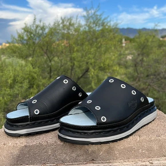 New Dr. Martens Silver Gromet Cut Out Black Vintage 90’s Chunky Slides Sandals - Picture 12 of 17